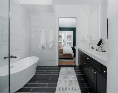727 Will Rice Avenue - Photo Thumbnail 19