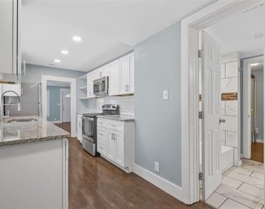207 W Heard Street - Photo Thumbnail 5