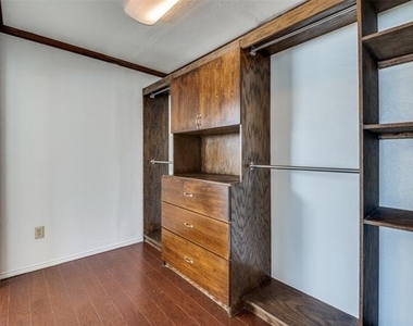 14423 Sunrose Lane - Photo Thumbnail 16