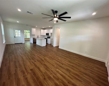 2216 Langford Street - Photo Thumbnail 2