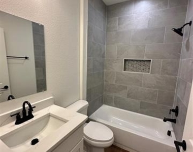 2216 Langford Street - Photo Thumbnail 12