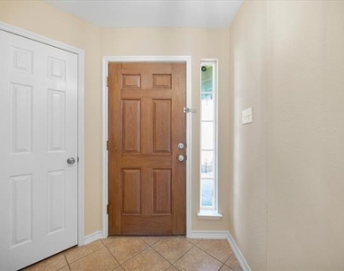 1100 Camelot Drive - Photo Thumbnail 6