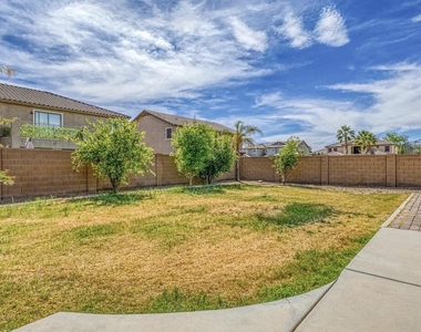 3519 E Tonto Drive - Photo Thumbnail 8