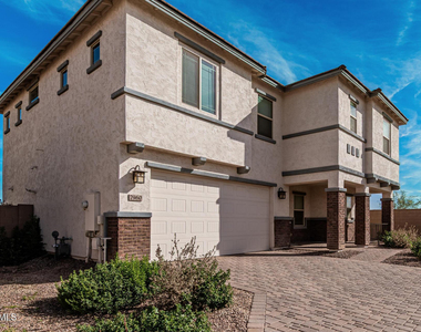 7960 E Quartet Avenue - Photo Thumbnail 3