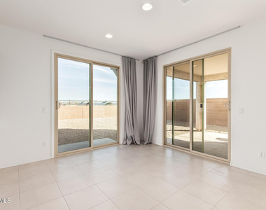7960 E Quartet Avenue - Photo Thumbnail 7