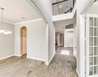 17660 Sequoia Drive - Photo Thumbnail 19