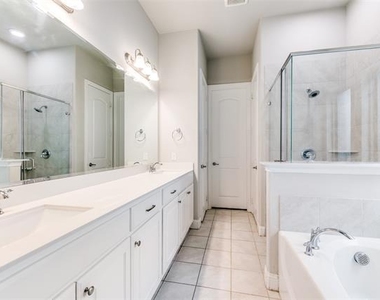 17660 Sequoia Drive - Photo Thumbnail 9
