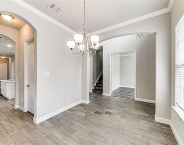 17660 Sequoia Drive - Photo Thumbnail 21