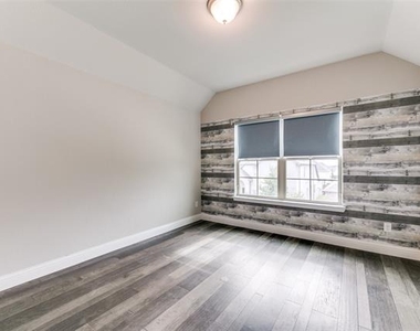 17660 Sequoia Drive - Photo Thumbnail 10