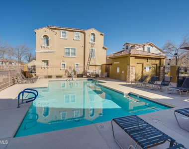 156 W Campbell Court - Photo Thumbnail 18