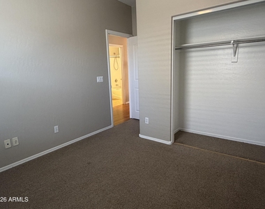 156 W Campbell Court - Photo Thumbnail 10
