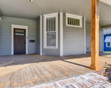 1115 W Bond Street - Photo Thumbnail 3