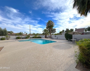314 E Embassy Street - Photo Thumbnail 17