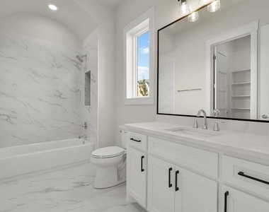 12409 Bella Perdono Drive - Photo Thumbnail 15