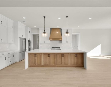 12409 Bella Perdono Drive - Photo Thumbnail 5