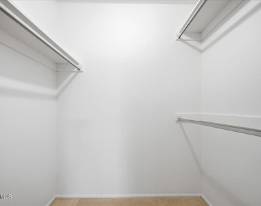 9907 W Cedar Drive - Photo Thumbnail 17