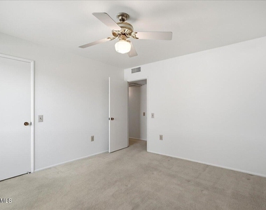 9907 W Cedar Drive - Photo Thumbnail 19