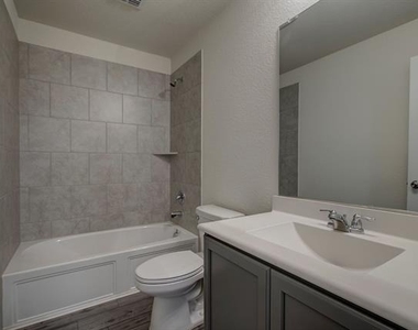 454 Stuart Lane - Photo Thumbnail 18