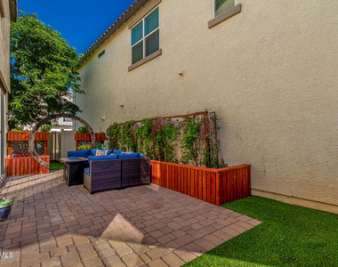 29380 N 122nd Glen - Photo Thumbnail 4