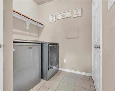 1820 Christopher Creek Drive - Photo Thumbnail 27