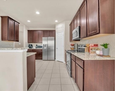 1820 Christopher Creek Drive - Photo Thumbnail 9