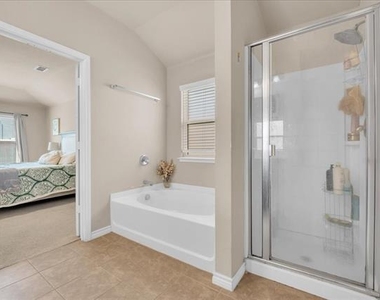 1820 Christopher Creek Drive - Photo Thumbnail 20