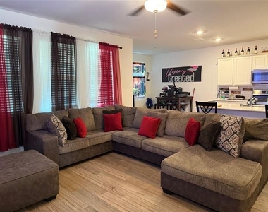 5507 Cavalcade Court - Photo Thumbnail 5