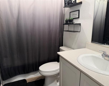 5507 Cavalcade Court - Photo Thumbnail 10