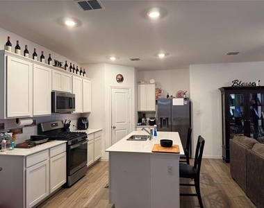 5507 Cavalcade Court - Photo Thumbnail 4