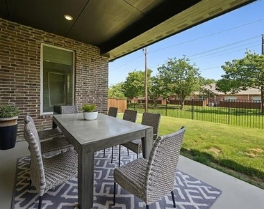 2521 Hampstead Lane - Photo Thumbnail 23