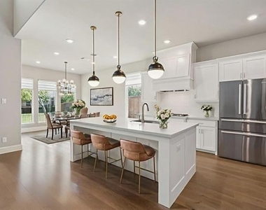 2521 Hampstead Lane - Photo Thumbnail 5