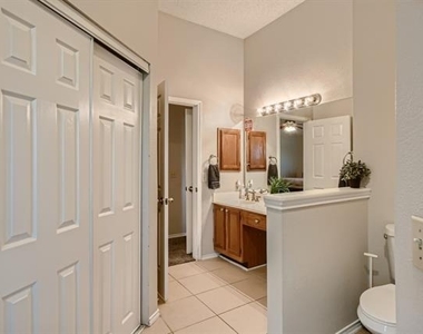 627 Meadowbrook Street - Photo Thumbnail 15
