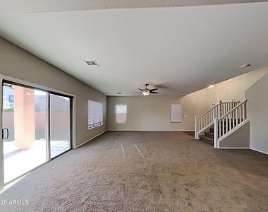 17573 W Lundberg Street - Photo Thumbnail 7