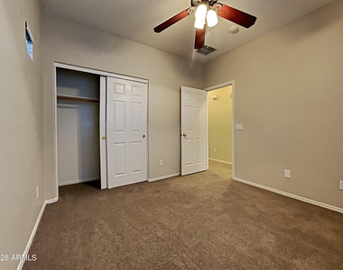 17573 W Lundberg Street - Photo Thumbnail 12