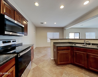 17573 W Lundberg Street - Photo Thumbnail 2
