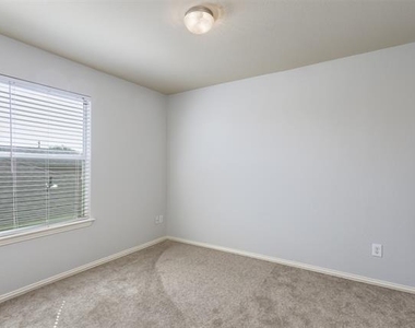 14504 Eaglemont Drive - Photo Thumbnail 26