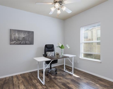 14504 Eaglemont Drive - Photo Thumbnail 6