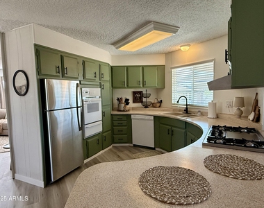 6703 E Calle De Las Estrellas -- - Photo Thumbnail 8