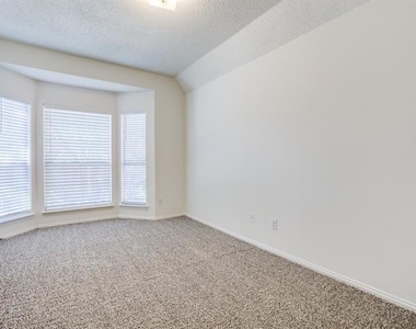 696 Allen Road - Photo Thumbnail 25