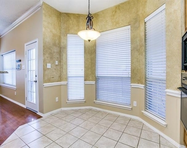 696 Allen Road - Photo Thumbnail 14