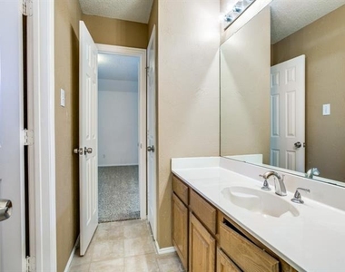 696 Allen Road - Photo Thumbnail 28