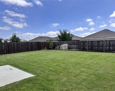 1725 Escondido Drive - Photo Thumbnail 19