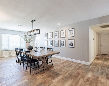 2033 E Harvard Drive - Photo Thumbnail 8