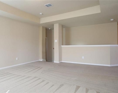 13393 Mondovi Drive - Photo Thumbnail 15