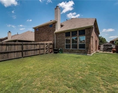 13393 Mondovi Drive - Photo Thumbnail 22