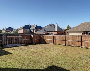 13393 Mondovi Drive - Photo Thumbnail 24