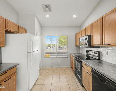 3442 S 96th Avenue - Photo Thumbnail 6
