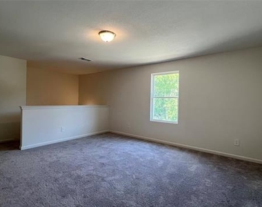 702 Camden Drive - Photo Thumbnail 25