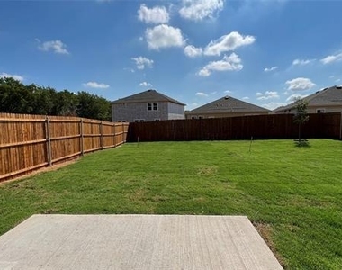 702 Camden Drive - Photo Thumbnail 35