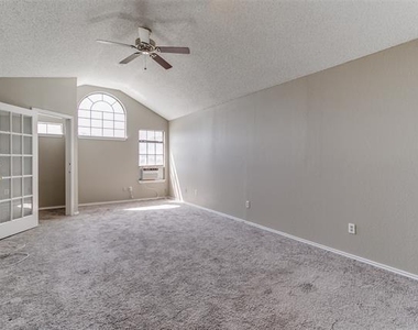 1633 San Francisco Street - Photo Thumbnail 16